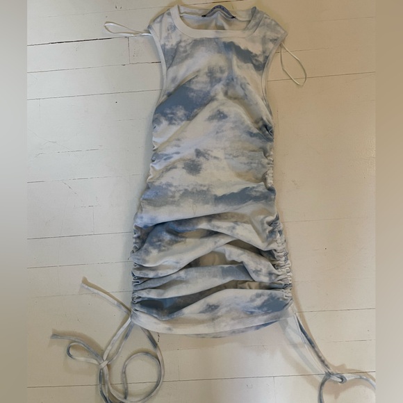 tie dye fitted dress - Picture 3 of 4